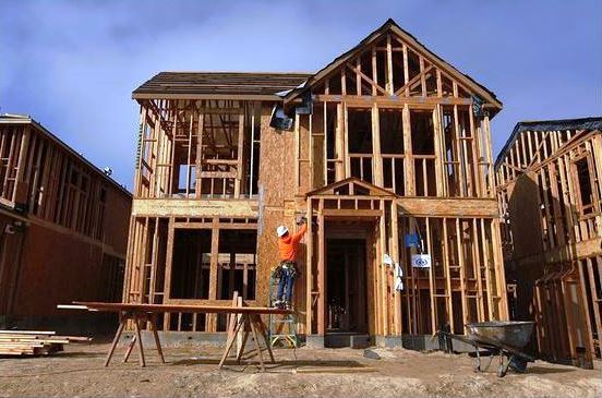 Falling-Oil-Prices-Good-for-New-Homes-crystal-creek-builders